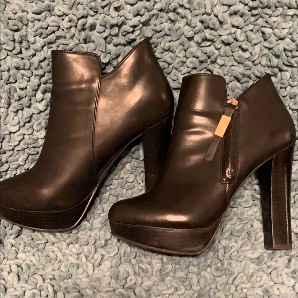 Aldo Asadda Black Booties